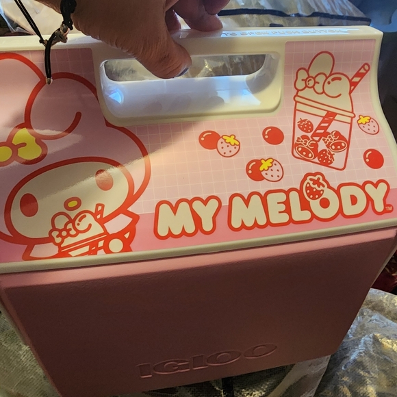 NWOT Sanrio Kuromi / My Melody 7 qt cooler - Picture 7 of 8